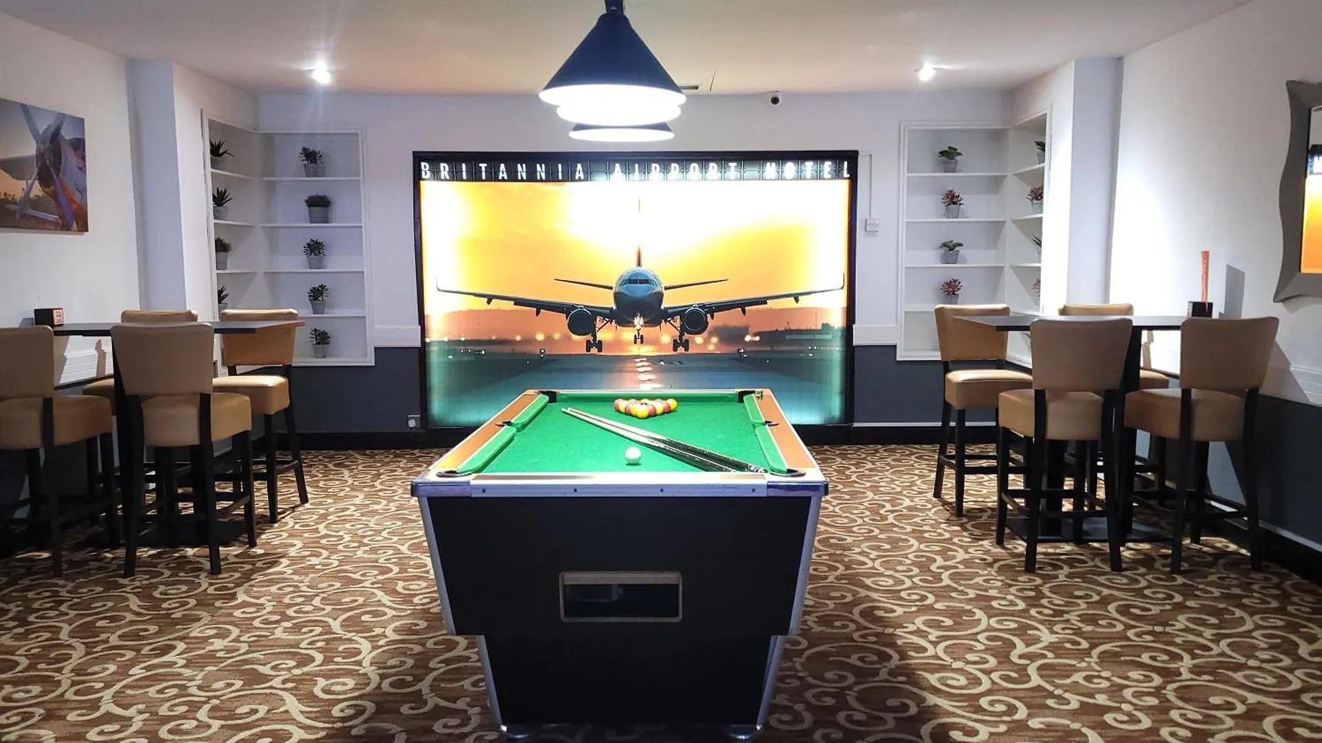 Airport Hotel Manchester 3*,