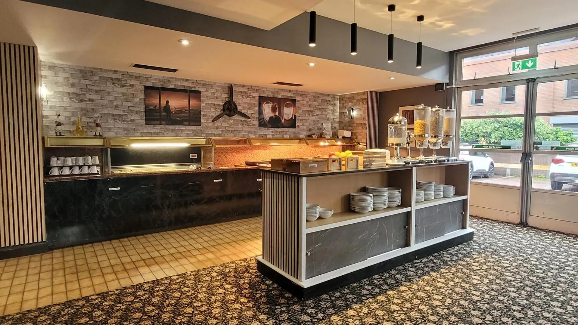 Airport Hotel Manchester 3*,  Birleşik Krallık